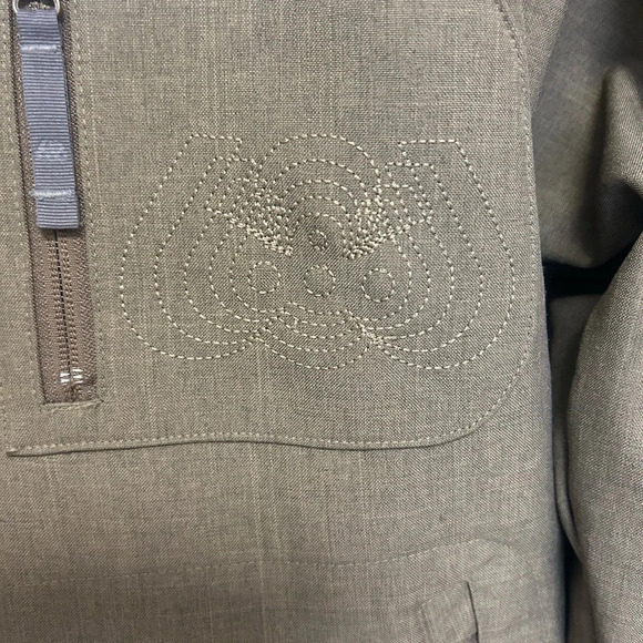 686 women’s snowboarding jacket size S  excellent condition - Picture 7 of 12